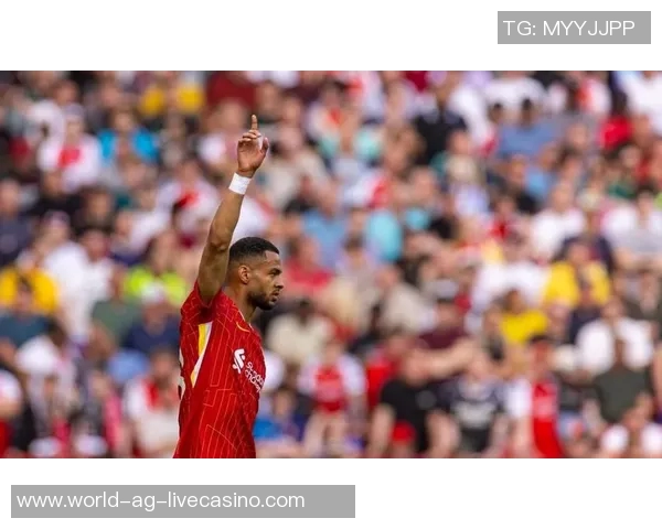 利物浦迎战红星全力争胜期待精彩对决展现足球魅力